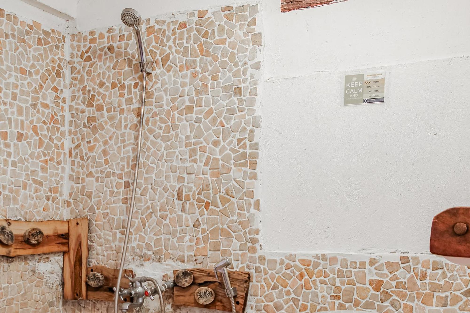 Cemara Beachfront Suite Mondu Εξωτερικό φωτογραφία
